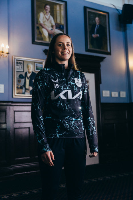 2025 Surrey Castore Womens Training 1/4 Zip (Black)