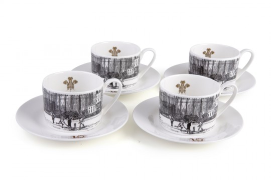 Set of 4 Cups & Saucers 